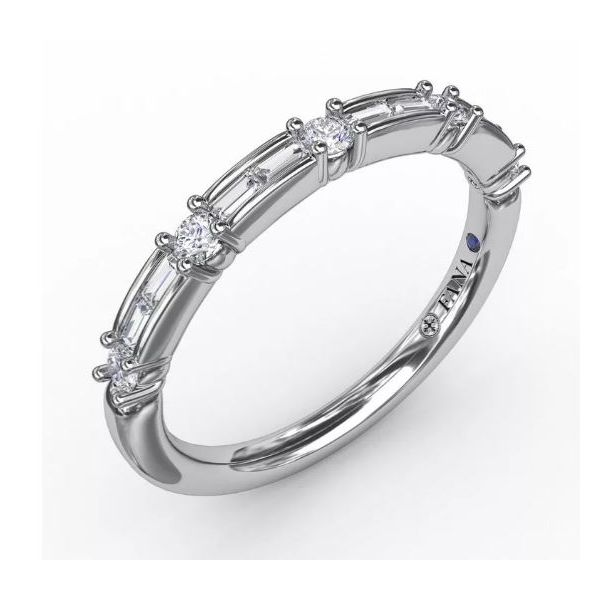 Wedding Band Doland Jewelers, Inc. Dubuque, IA