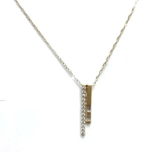 Diamond Pendant Doland Jewelers, Inc. Dubuque, IA