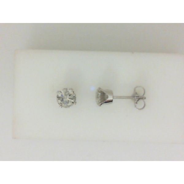 Stud Earrings Doland Jewelers, Inc. Dubuque, IA