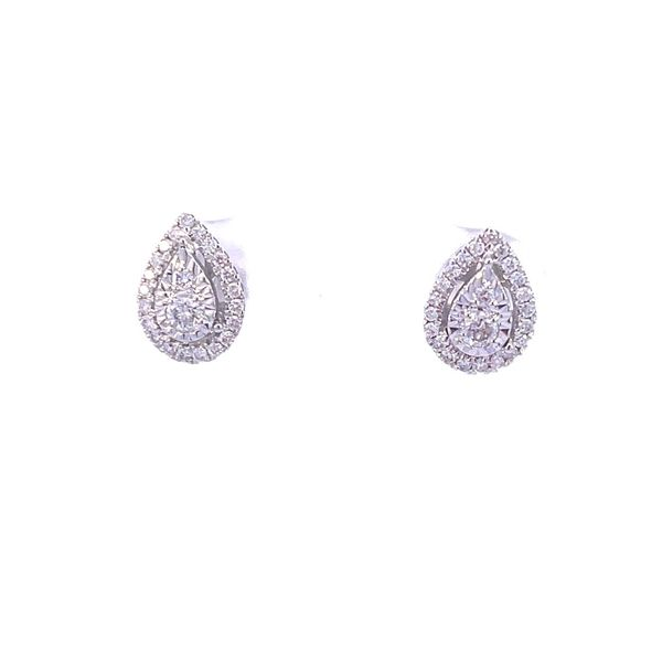 Stud Earrings Doland Jewelers, Inc. Dubuque, IA