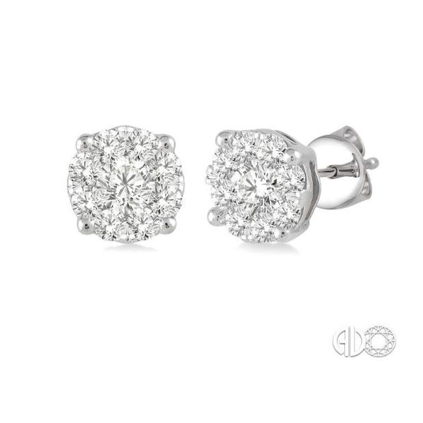 Stud Earrings Doland Jewelers, Inc. Dubuque, IA