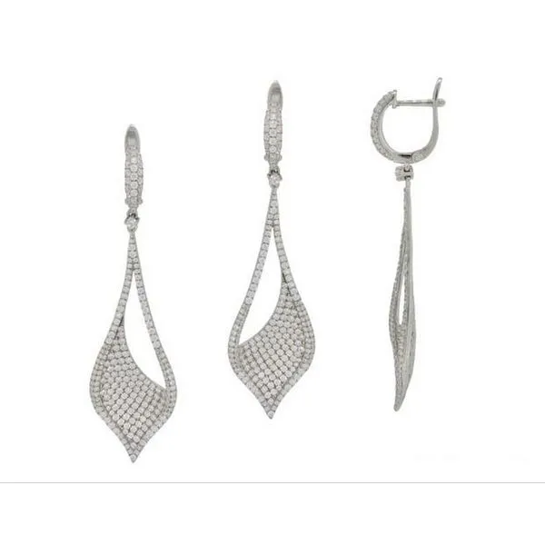 Diamond Earrings Doland Jewelers, Inc. Dubuque, IA