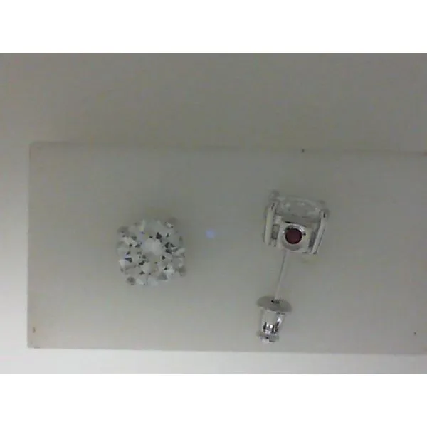 Earrings Doland Jewelers, Inc. Dubuque, IA