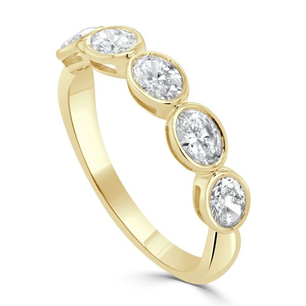 14K GOLD OVAL DIAMOND BEZEL SET RING Dominion Jewelers Falls Church, VA