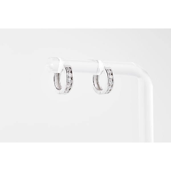 Diamond Earrings Dominion Jewelers Falls Church, VA