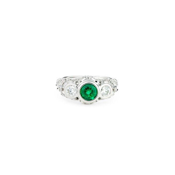 Emerald & Diamond Ring Dominion Jewelers Falls Church, VA