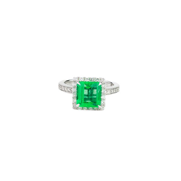Emerald & Diamond Ring Dominion Jewelers Falls Church, VA