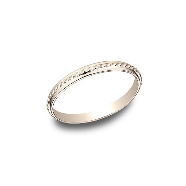 Women's Gold Wedding Band Dominion Jewelers Falls Church, VA