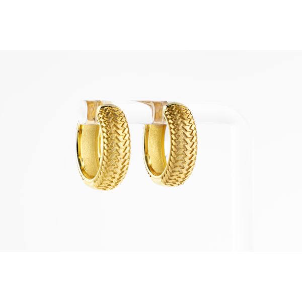 Gold Earrings Dominion Jewelers Falls Church, VA