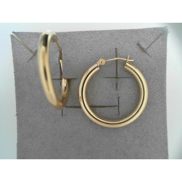 Gold Earrings Dominion Jewelers Falls Church, VA