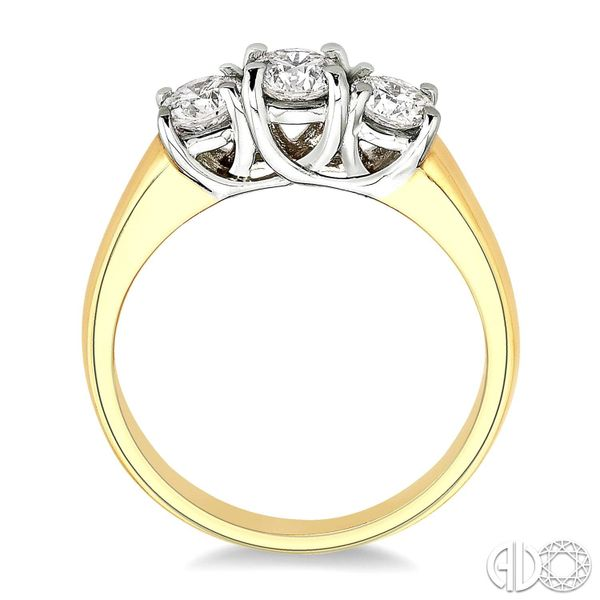 THREE-STONE DIAMOND RING Image 2 Dondero's Jewelry Vineland, NJ