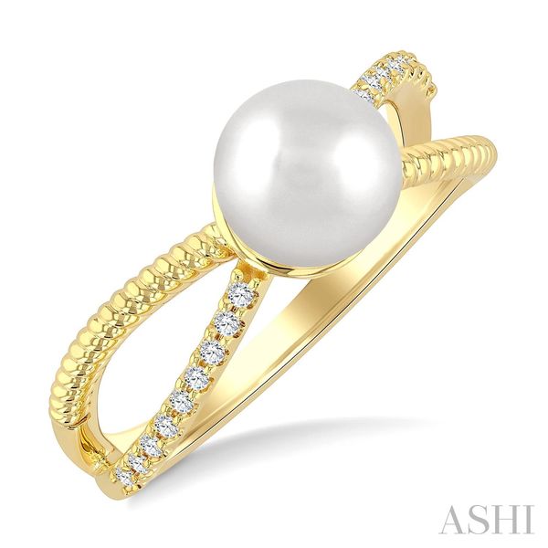 PEARL and DIAMOND FASHION RING Dondero's Jewelry Vineland, NJ