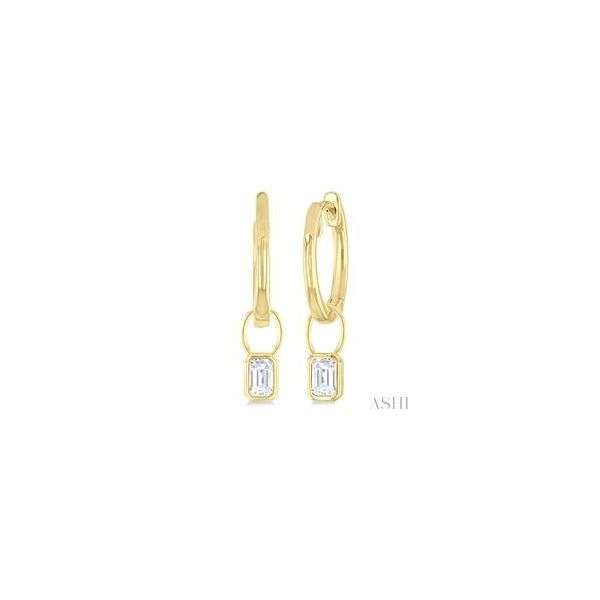 DIAMOND EARRINGS Dondero's Jewelry Vineland, NJ