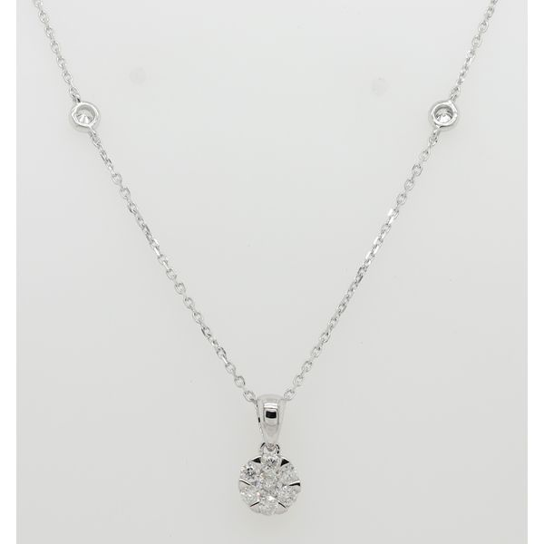 DIAMOND CLUSTER PENDANT/NECKLACE Dondero's Jewelry Vineland, NJ