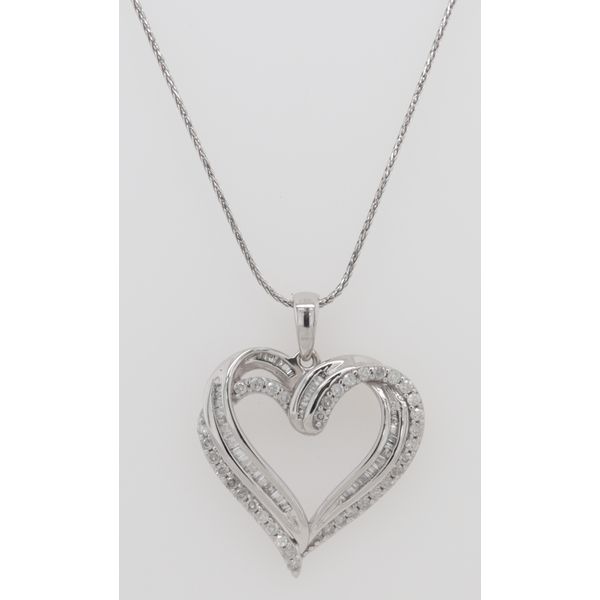 Diamond Necklace Dondero's Jewelry Vineland, NJ