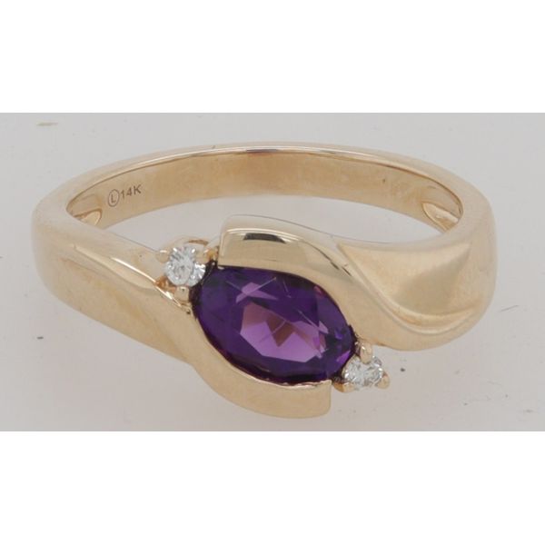 Gemstone Ring Dondero's Jewelry Vineland, NJ