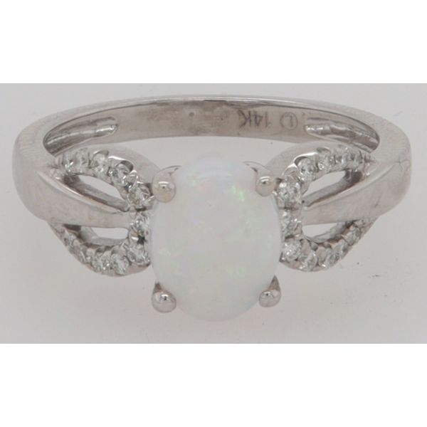 Gemstone Ring Dondero's Jewelry Vineland, NJ
