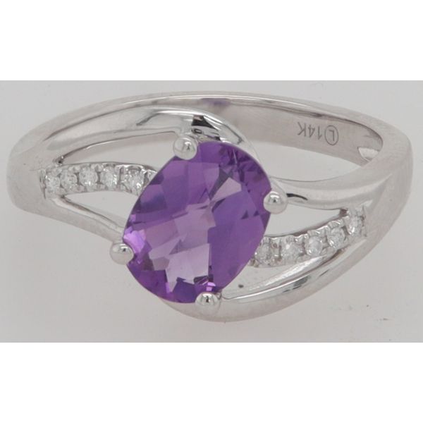 Gemstone Ring Dondero's Jewelry Vineland, NJ