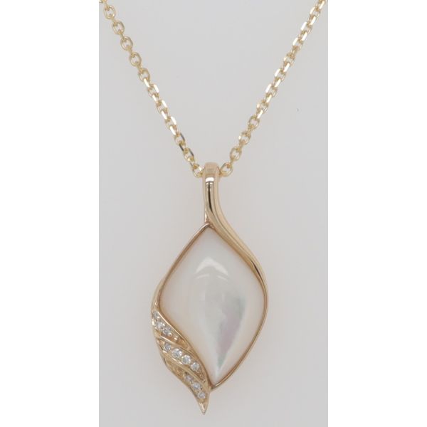 Gemstone Necklace Dondero's Jewelry Vineland, NJ