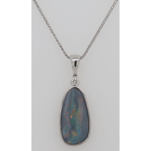 Gemstone Necklace Dondero's Jewelry Vineland, NJ