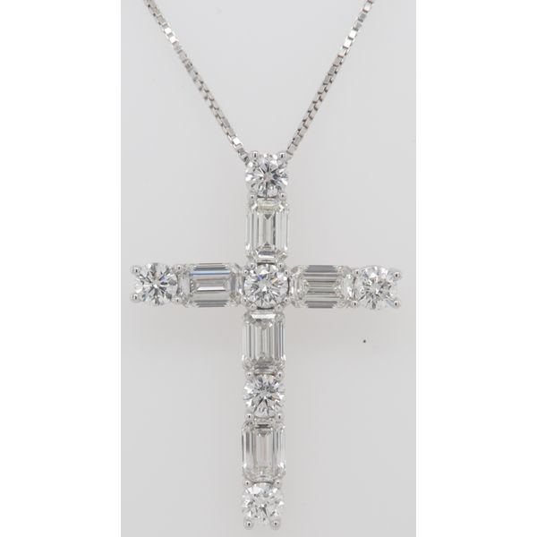 Religious Pendant Dondero's Jewelry Vineland, NJ