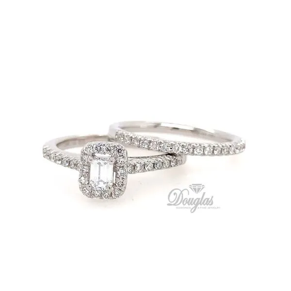 Engagement Ring Douglas Diamonds Faribault, MN