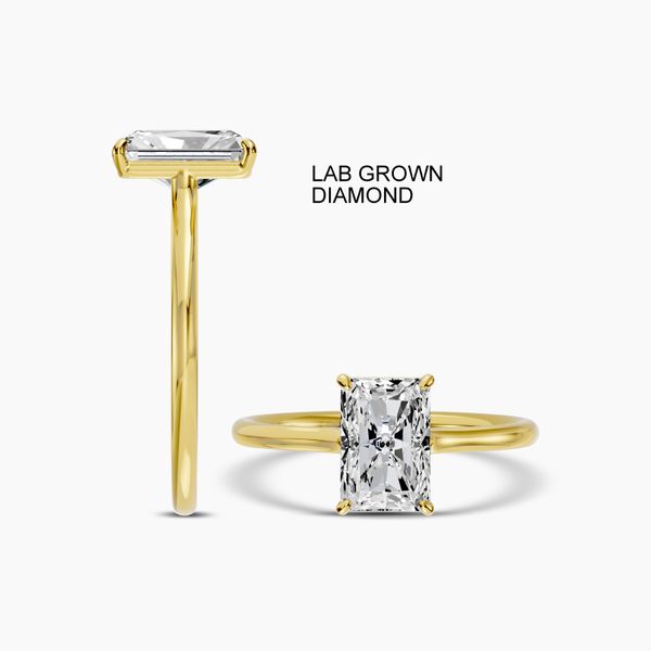 Engagement Ring Draeb Jewelers Inc Sturgeon Bay, WI