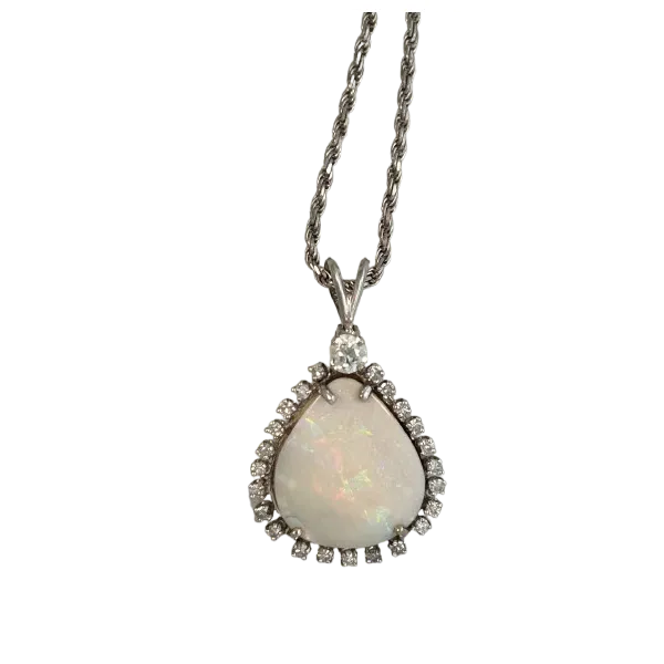 Pendants Draeb Jewelers Inc Sturgeon Bay, WI