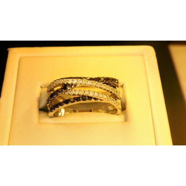 Women's Diamond Ring Duke's Jewelers Springville, UT