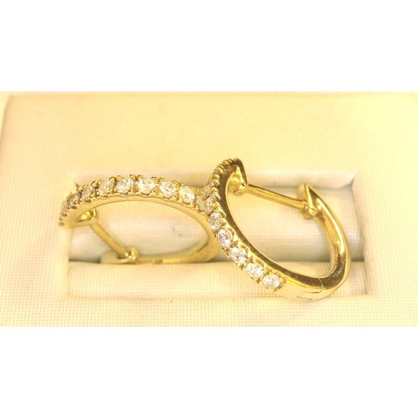 14K Yellow Gold Diamond Hoop Earrings – 0.20 CTW Duke's Jewelers Springville, UT