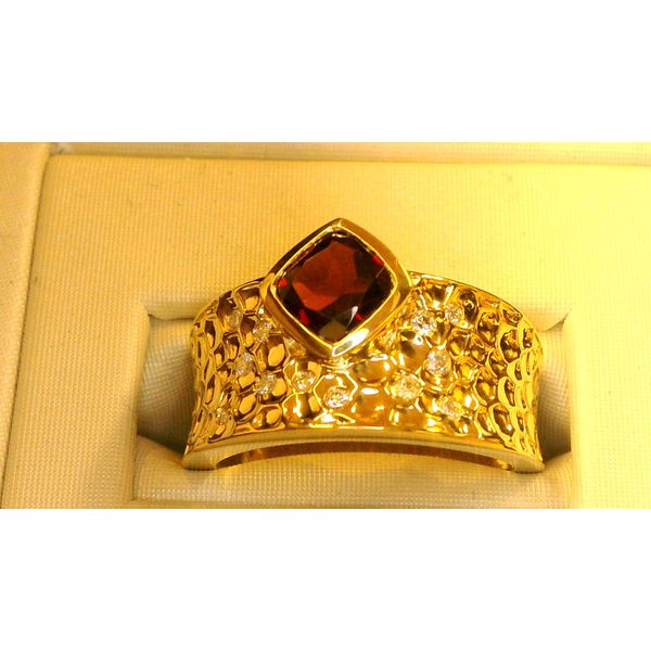 Colored Stone Ring Duke's Jewelers Springville, UT