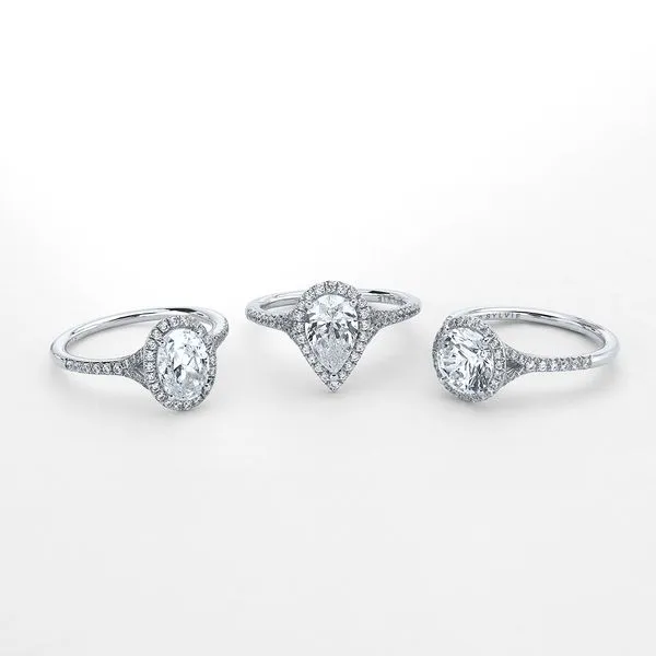 14K White Gold Halo Diamond Engagement Ring Image 3 Elgin's Fine Jewelry Baton Rouge, LA