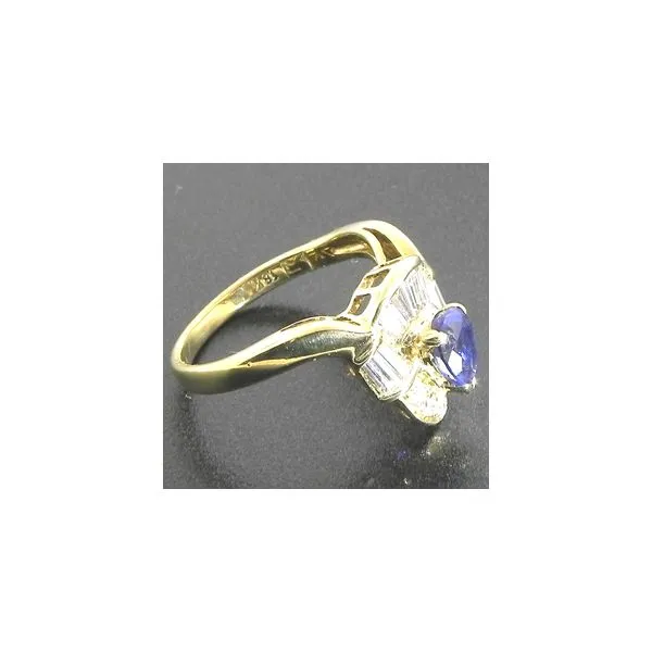 Estate Ring Image 2 Ellsworth Jewelers Ellsworth, ME