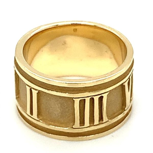 14K Yellow Gold Estate Roman Numerals Ring Image 2 Ellsworth Jewelers Ellsworth, ME