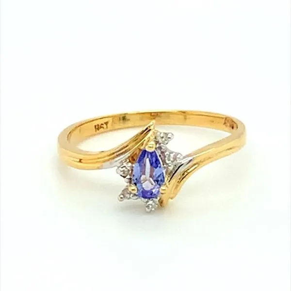 Estate Ring Ellsworth Jewelers Ellsworth, ME