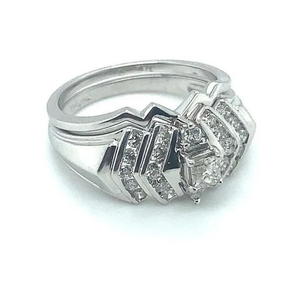Estate Ring Image 3 Ellsworth Jewelers Ellsworth, ME