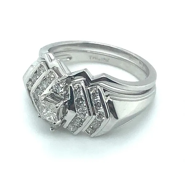 Estate Ring Image 5 Ellsworth Jewelers Ellsworth, ME