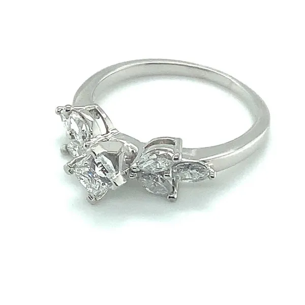 Estate Ring Image 4 Ellsworth Jewelers Ellsworth, ME