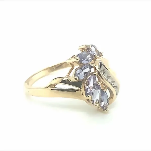 Estate Ring Image 3 Ellsworth Jewelers Ellsworth, ME