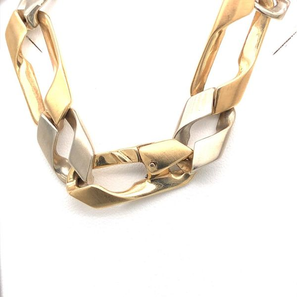 14K Tri-Tone Curb Link Bracelet Image 3 Ellsworth Jewelers Ellsworth, ME