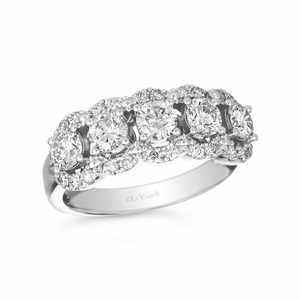 Le Vian Platinum Diamond Ring E.M. Smith Family Jewelers Chillicothe, OH
