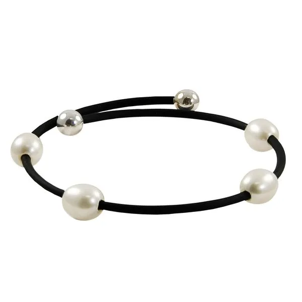 Freshwater Pearl Bracelet E.M. Smith Family Jewelers Chillicothe, OH