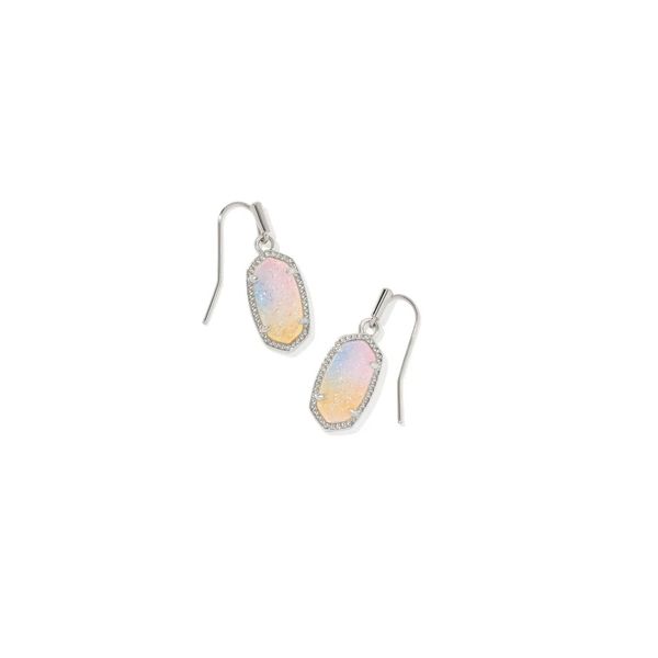 Lee Drop Earrings E.M. Smith Family Jewelers Chillicothe, OH