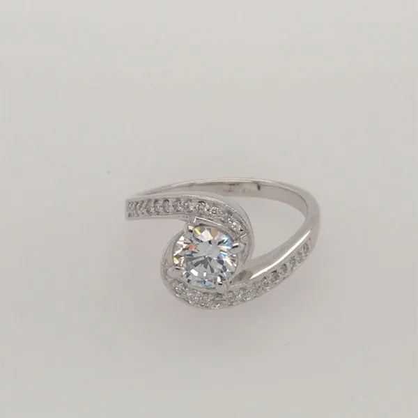 DIAMOND ENGAGEMENT RING Erickson Jewelers Iron Mountain, MI