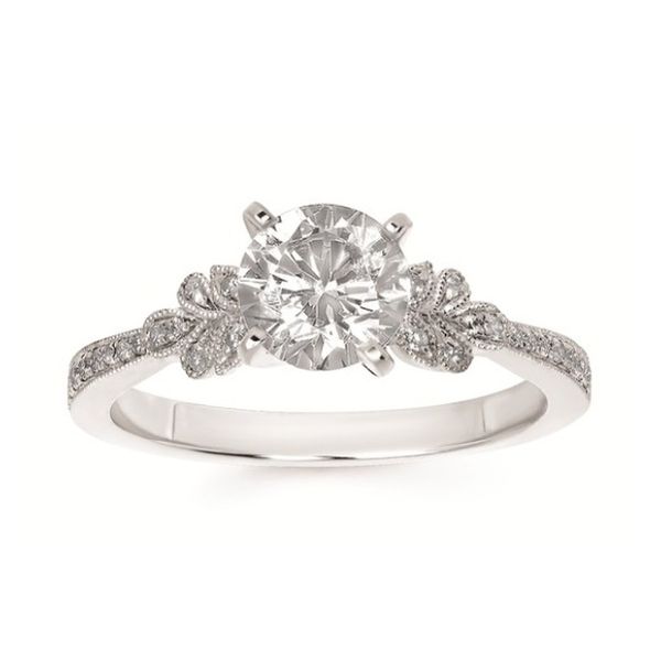ENGAGEMENT RING Erickson Jewelers Iron Mountain, MI