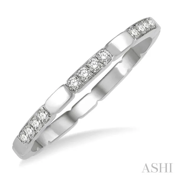 WHITE GOLD STACKABLE RING Erickson Jewelers Iron Mountain, MI