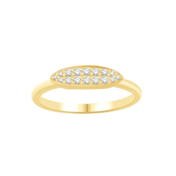 Oval Diamond Gold Ring Erickson Jewelers Iron Mountain, MI