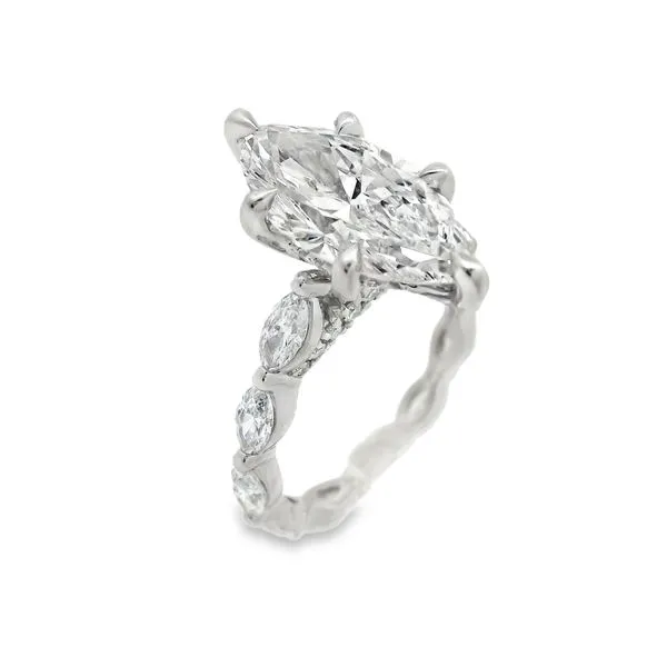 LAB GROWN DIAMOND ENGAGEMENT RING Erickson Jewelers Iron Mountain, MI