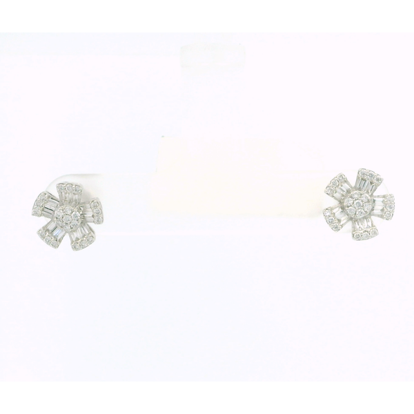 14Kt White Gold Lab Grown Diamond Stud Earrings Erickson Jewelers Iron Mountain, MI