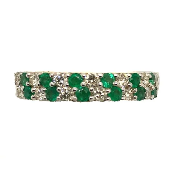 EMERALD AND DIAMOND RING Erickson Jewelers Iron Mountain, MI